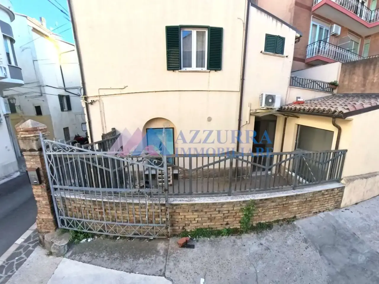Ufficio in Via Giulia 10, Vasto, {3} - Foto 1