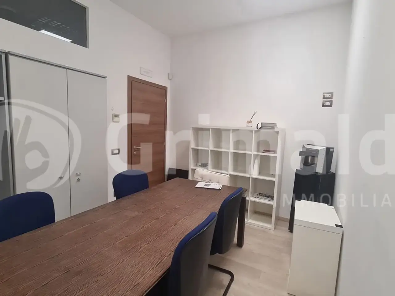 Ufficio in , Corciano, {3} - Foto 1