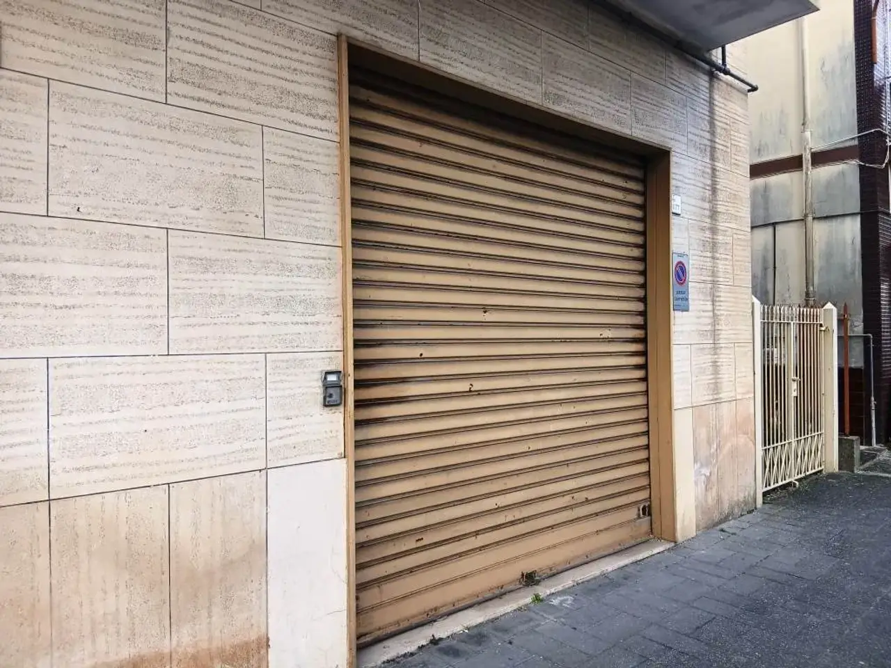 Negozio in , Baronissi, {3} - Foto 2