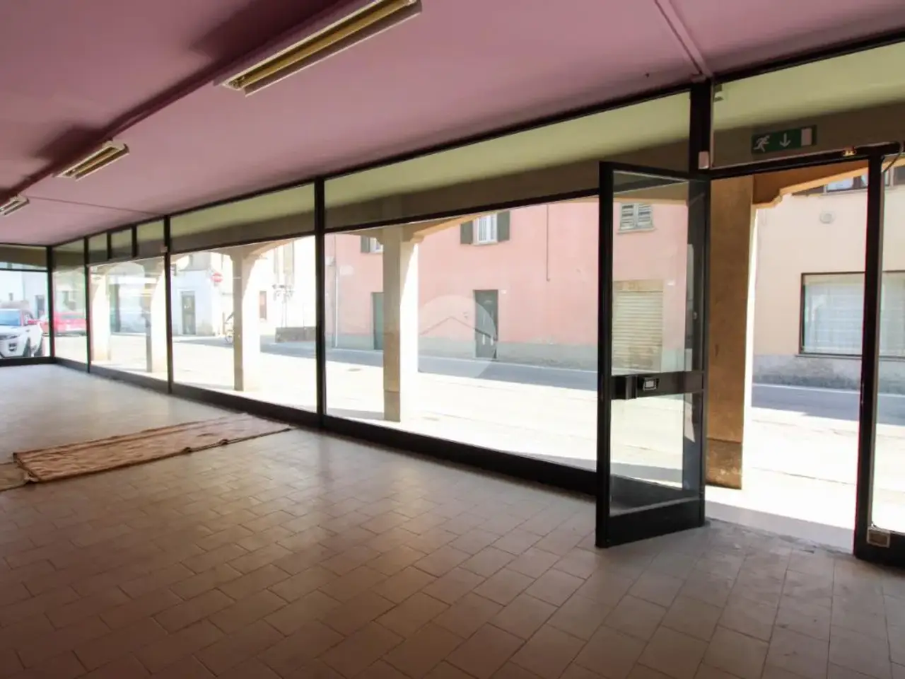 Negozio in Via Antonio Locatelli, Brignano Gera D'Adda, {3} - Foto 2