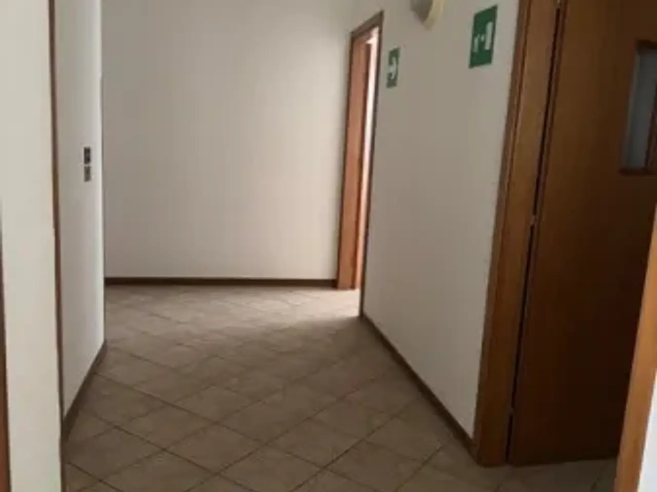 Ufficio in Via Vollusiano 7, Terni, {3} - Foto 1