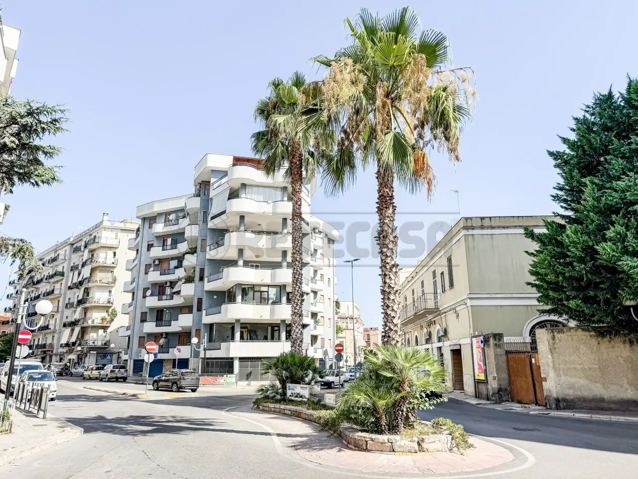 Parcheggio chiuso in Via Isonzo 6262, Bisceglie, {3} - Foto 1