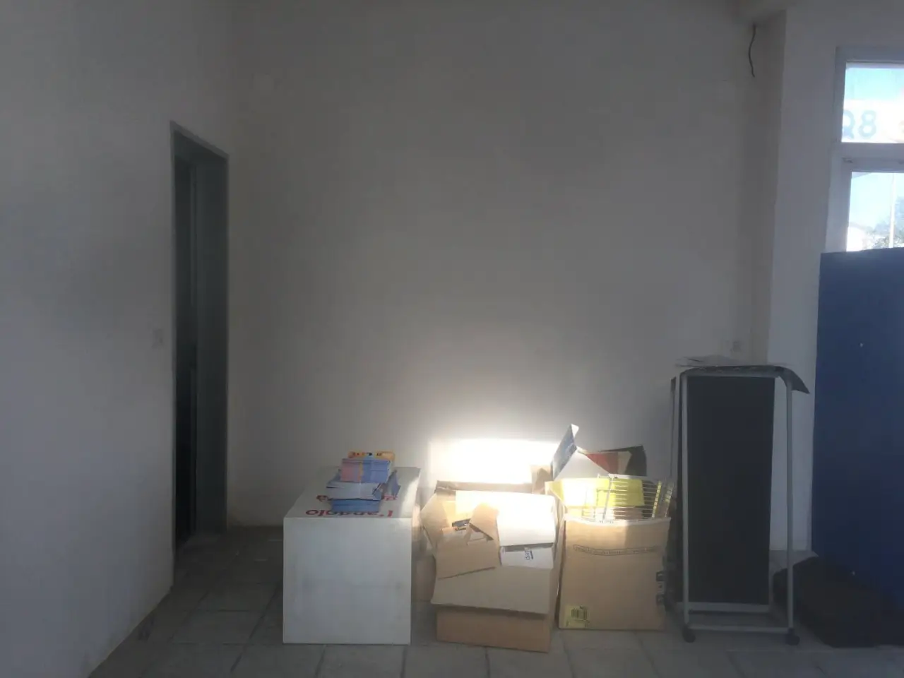 Esercizio commerciale in Via Tosco Romagnola 1526, Cascina, {3} - Foto 2