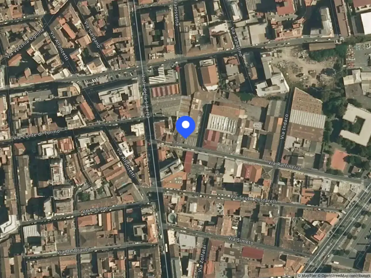 Fabbricato misto in Via Raffineria, 52 52, Catania, {3} - Foto 1