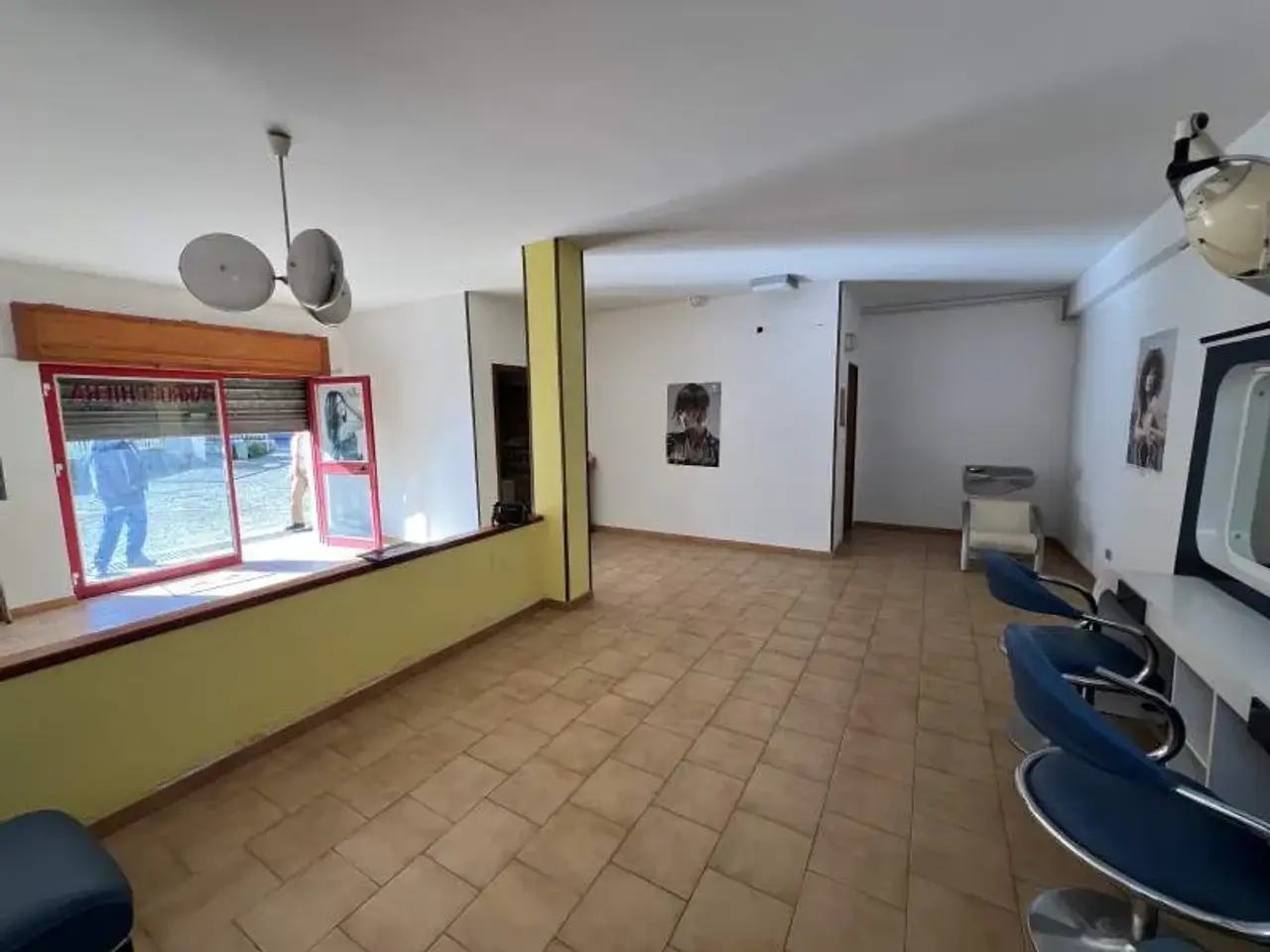 Negozio in Via Madonna del Carmine 145, Agropoli, {3} - Foto 1