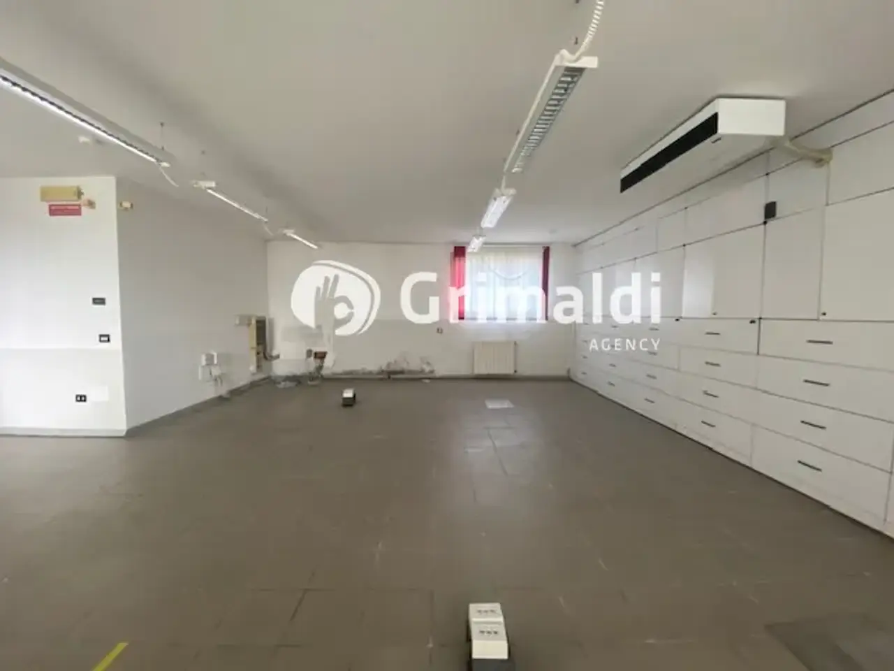 Ufficio in Via Giuseppe Mazzini 19, Villa Guardia, {3} - Foto 1