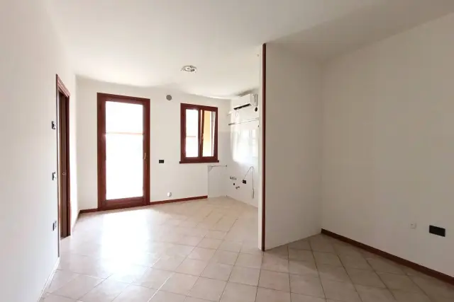 3-room flat, Mogliano Veneto - Photo 1