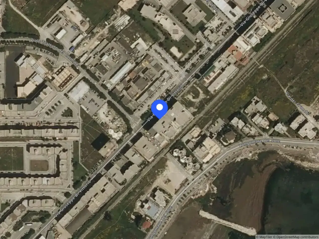 Autorimessa in Viale Giuseppe di Vittorio, 151, 71043 Manfredonia Fg, Italia 151, Manfredonia, {3} - Foto 2