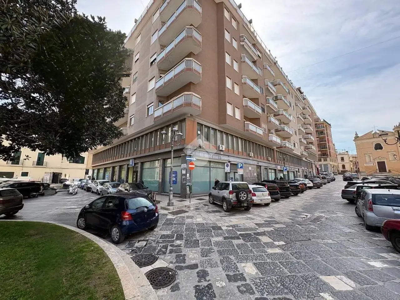 Ufficio in Piazza Anime 2, Brindisi, {3} - Foto 1