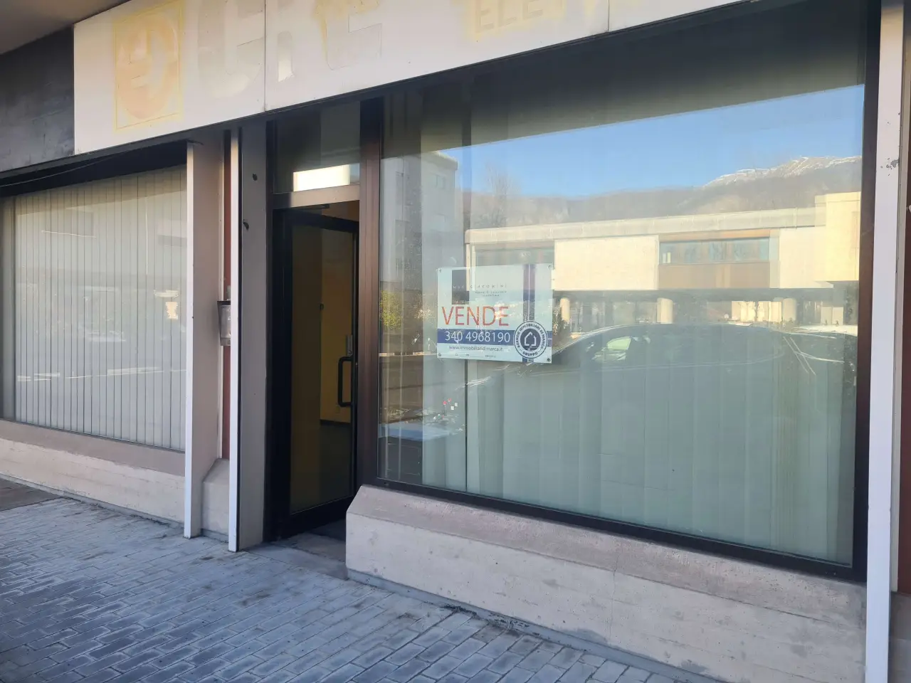 Negozio in Via Vittorio Emanuele II 54, Vittorio Veneto, {3} - Foto 1