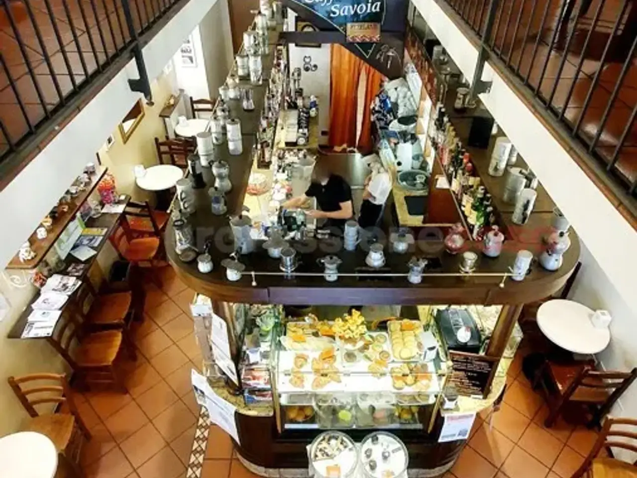 Bar in Via Savoia 39, Pinerolo, {3} - Foto 1