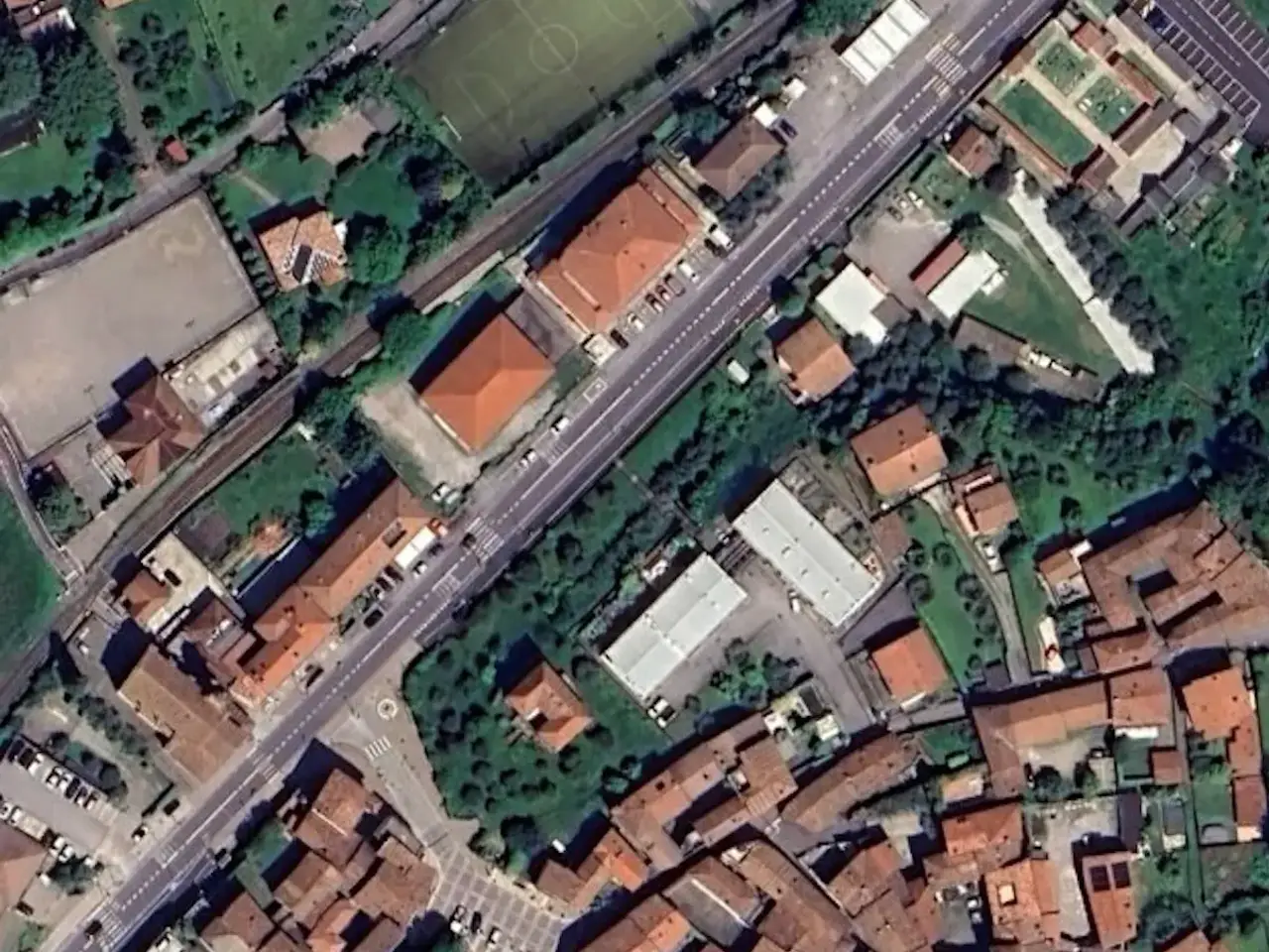 Negozio in Via Vittorio Veneto 9, Iseo, {3} - Foto 1