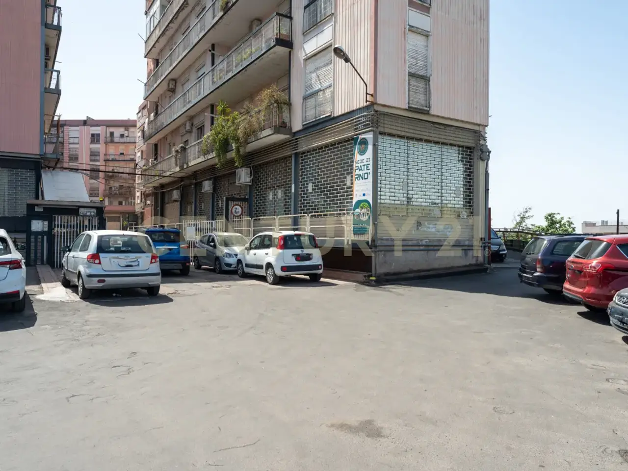 Abbigliamento in Via Vittorio Emanuele 424, Paterno', {3} - Foto 2