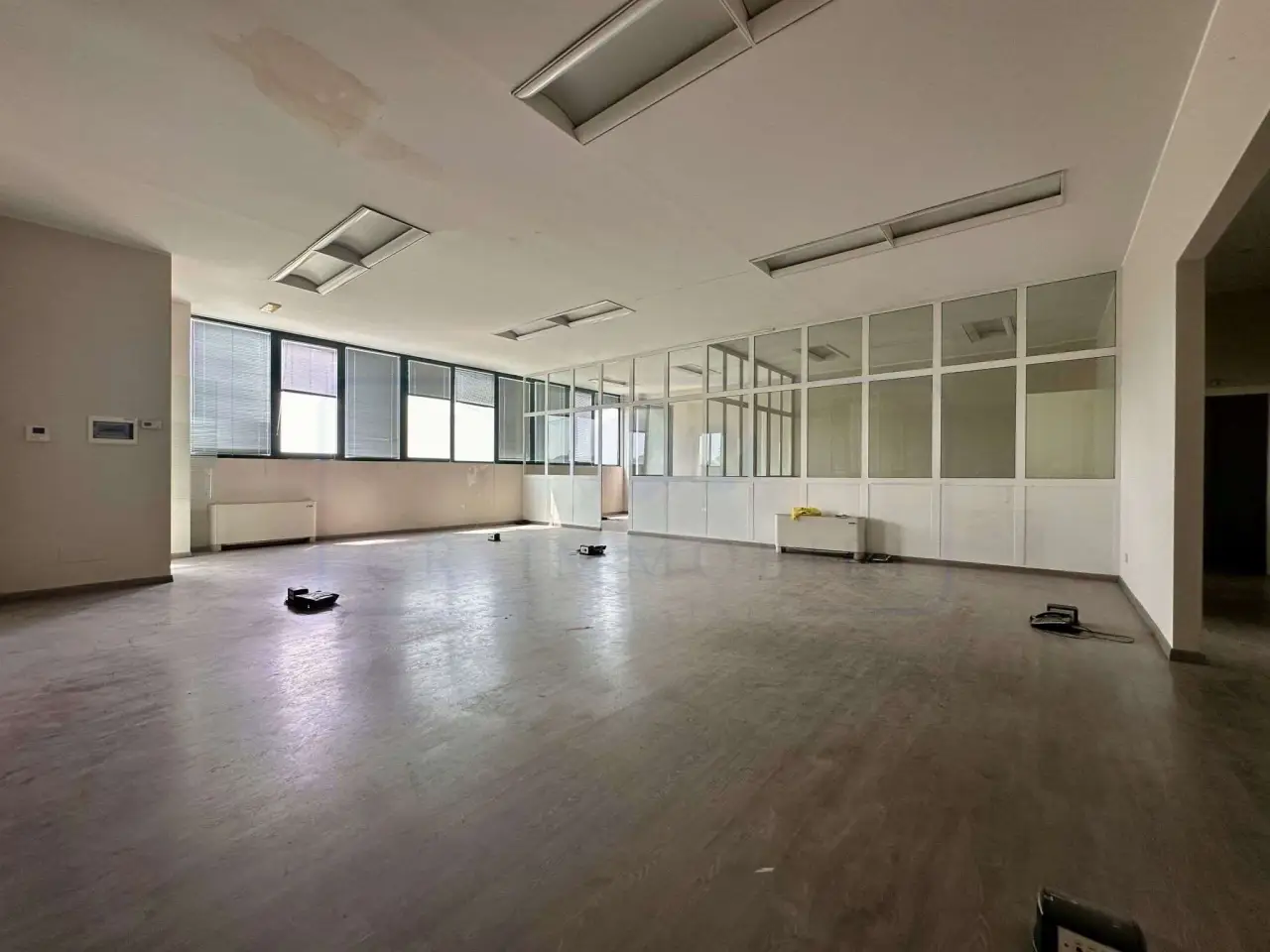 Ufficio in Via Baranzate 89, Novate Milanese, {3} - Foto 1