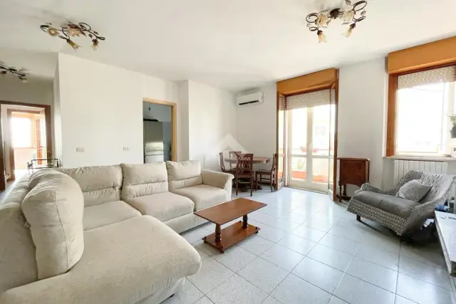 3-room flat in Viale Martiri della Libertà 70, Vasto - Photo 1