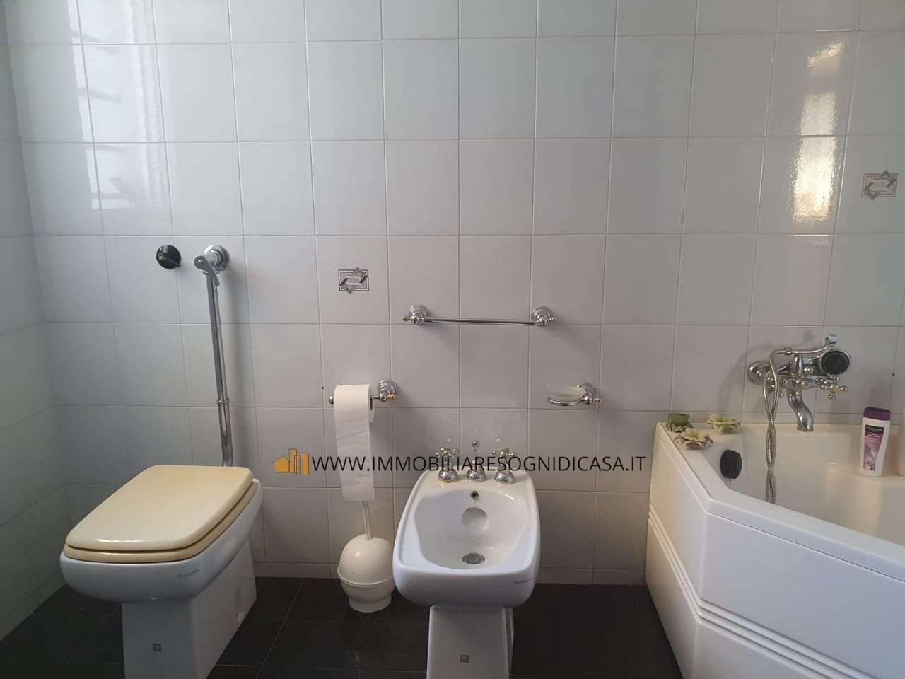 immagine annuncio 11 di 12