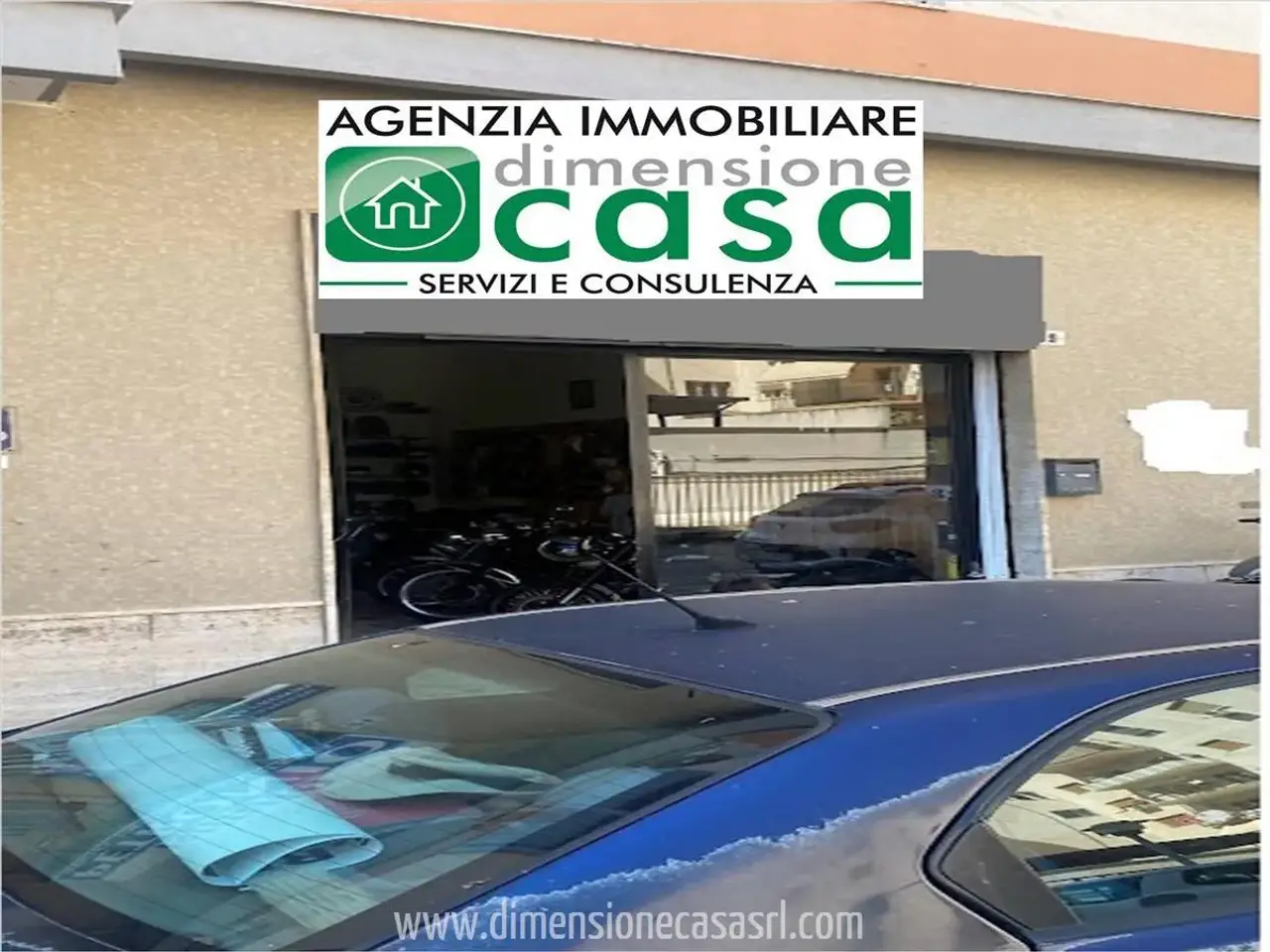 Locale commerciale in Via Corsica 19, Caltanissetta, {3} - Foto 1