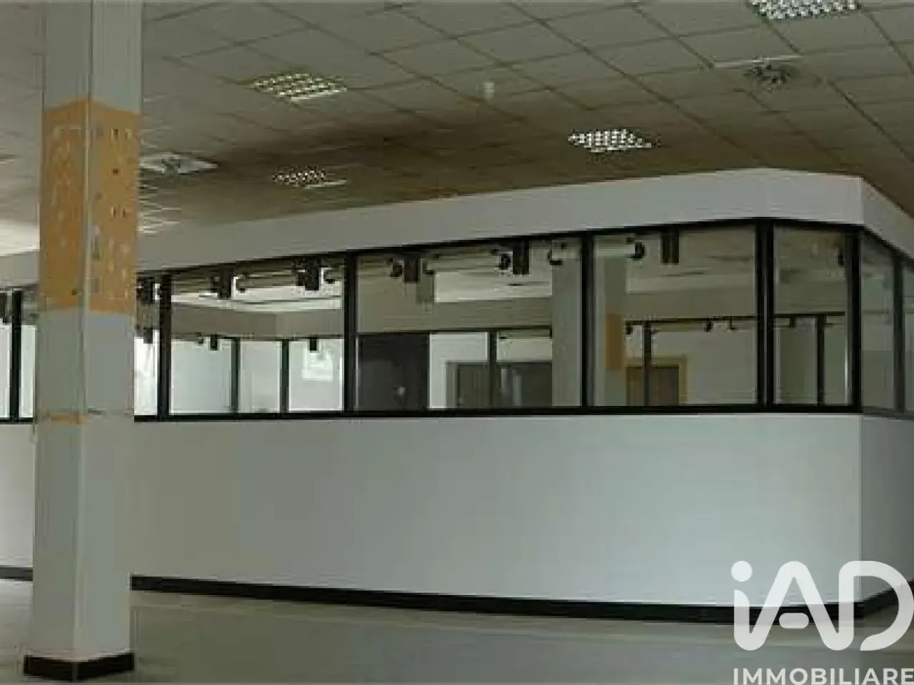 Negozio in Via Varini Snc, Rovereto, {3} - Foto 1