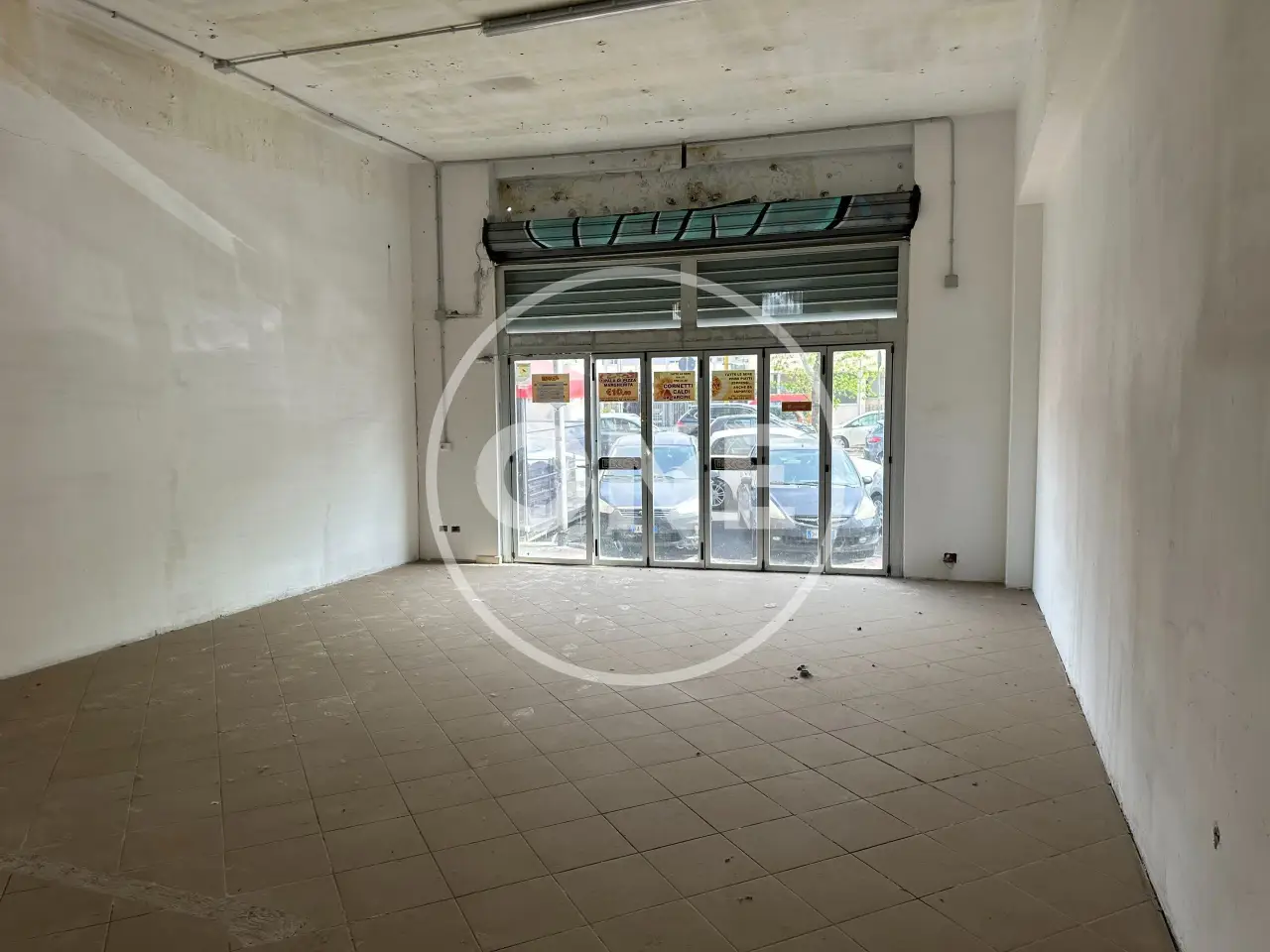 Negozio in Via Scribonio Curione, 69 69, Roma, {3} - Foto 1
