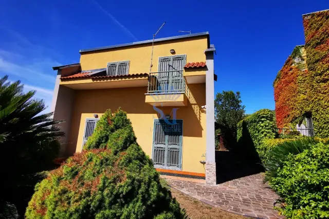 Mansion in Via San Rocco, Caserta - Photo 1