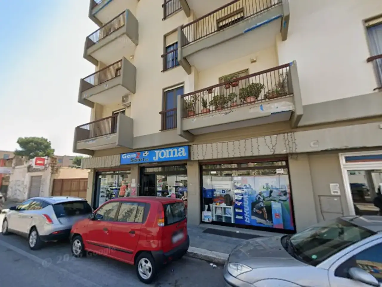 Negozio in Via Guglielmo Oberdan 14, Bari, {3} - Foto 1