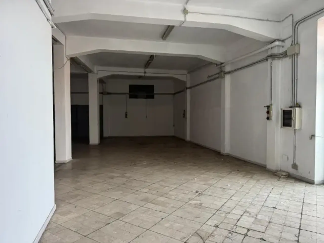 Negozio in Via Circonvallazione, Marsala, {3} - Foto 2