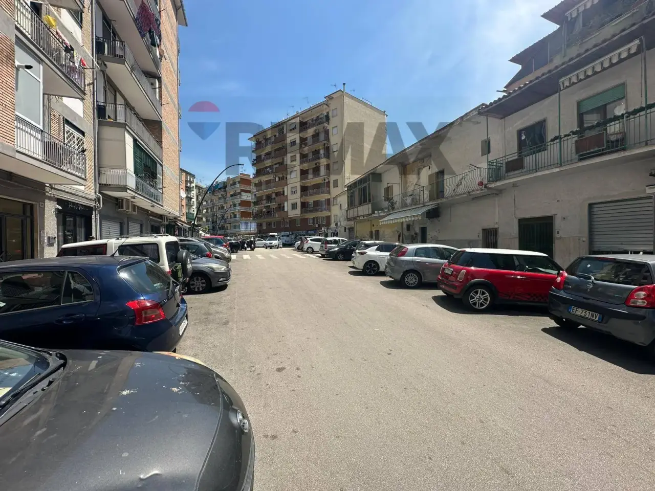 Negozio in Via Tiberio 32, Napoli, {3} - Foto 2