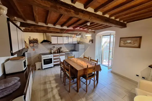 Casa indipendente in vendita, Loro Ciuffenna - Foto 1