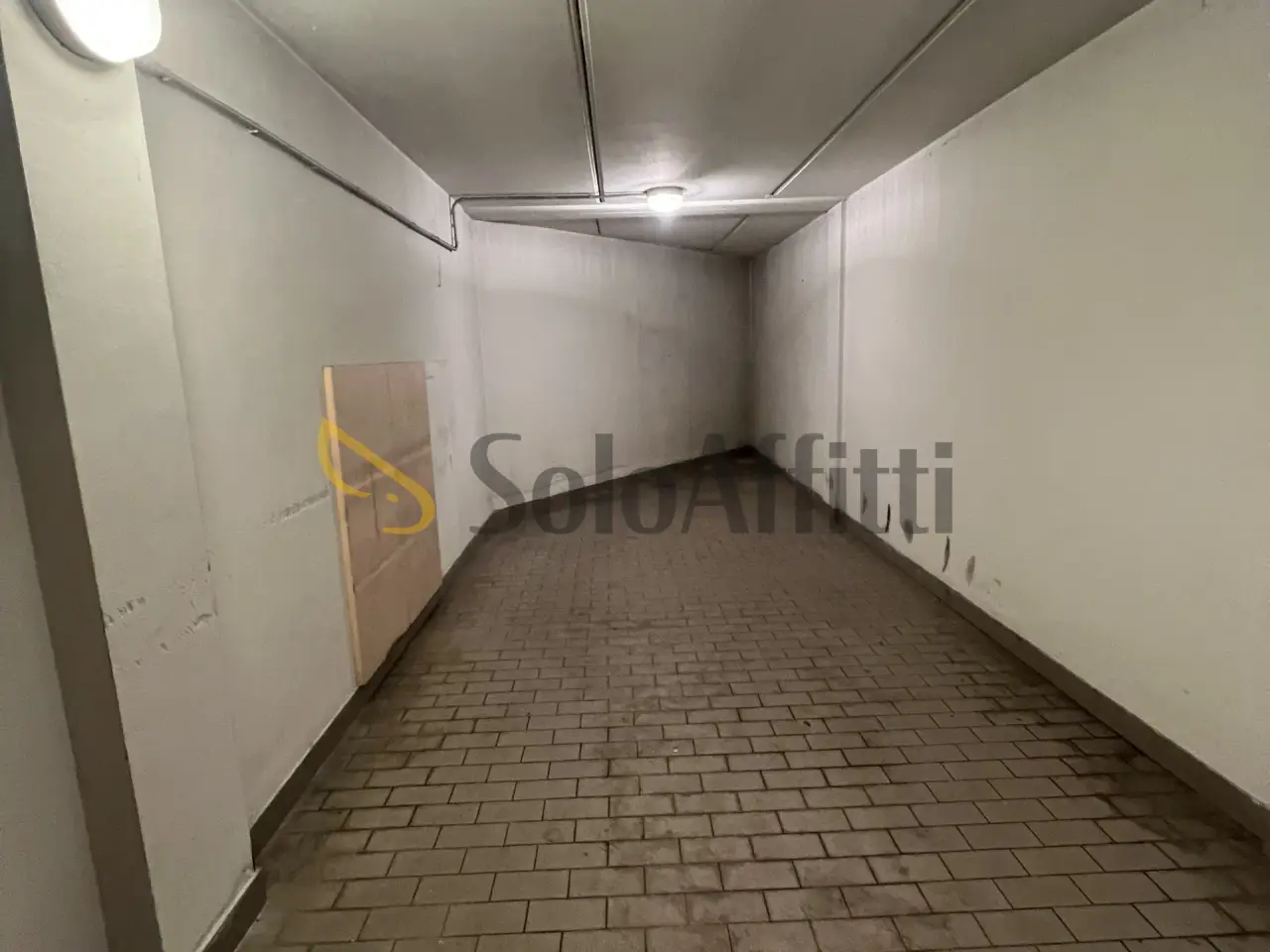 Parcheggio chiuso in , Melzo, {3} - Foto 2