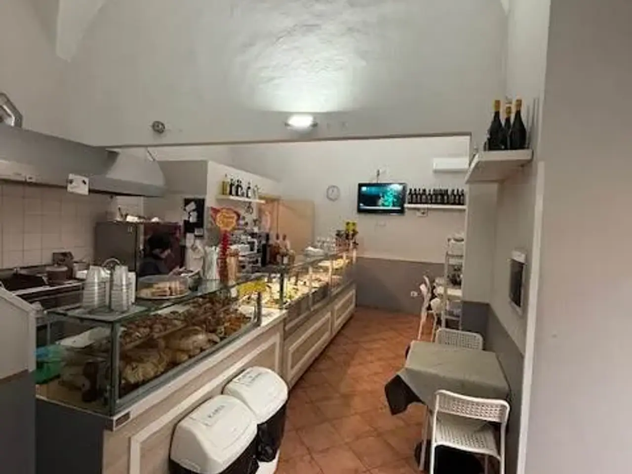 Esercizio commerciale in  Pistoia, Pistoia, {3} - Foto 1