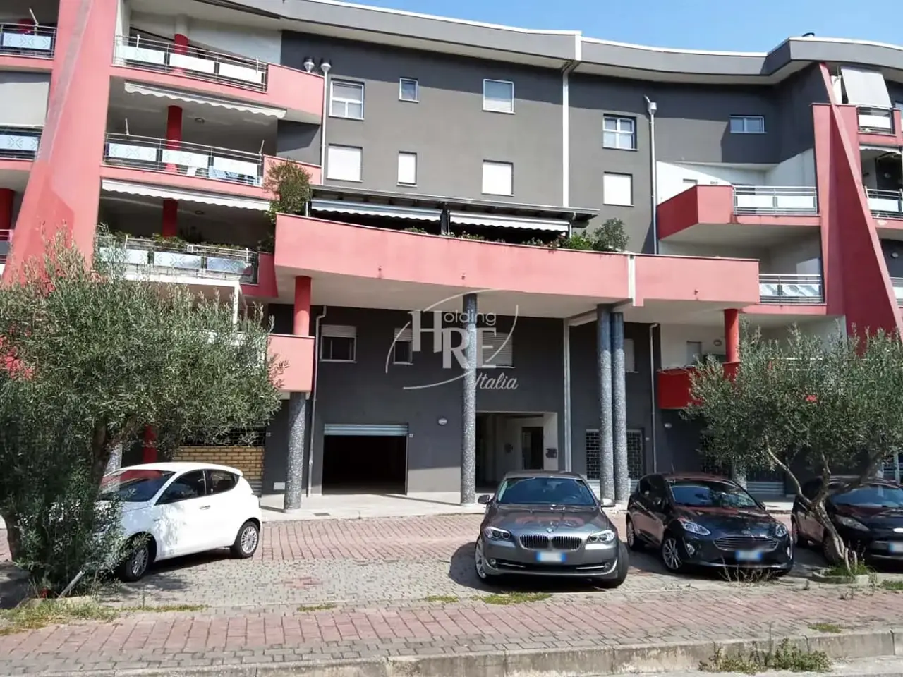 Locale commerciale in Via San Giuseppe 18, Montalto Uffugo, Montalto Uffugo, {3} - Foto 2