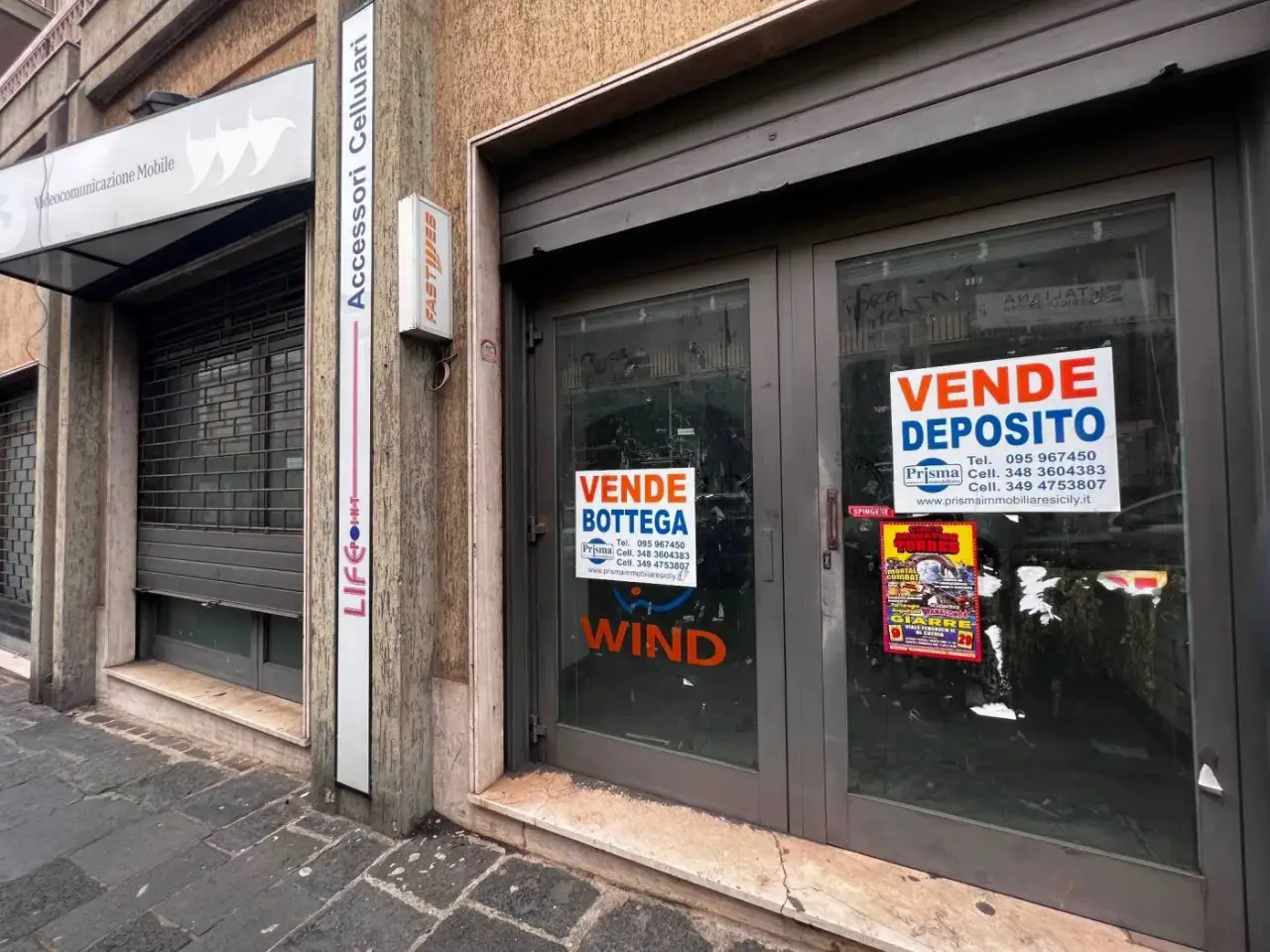Locale commerciale in , Giarre, {3} - Foto 2