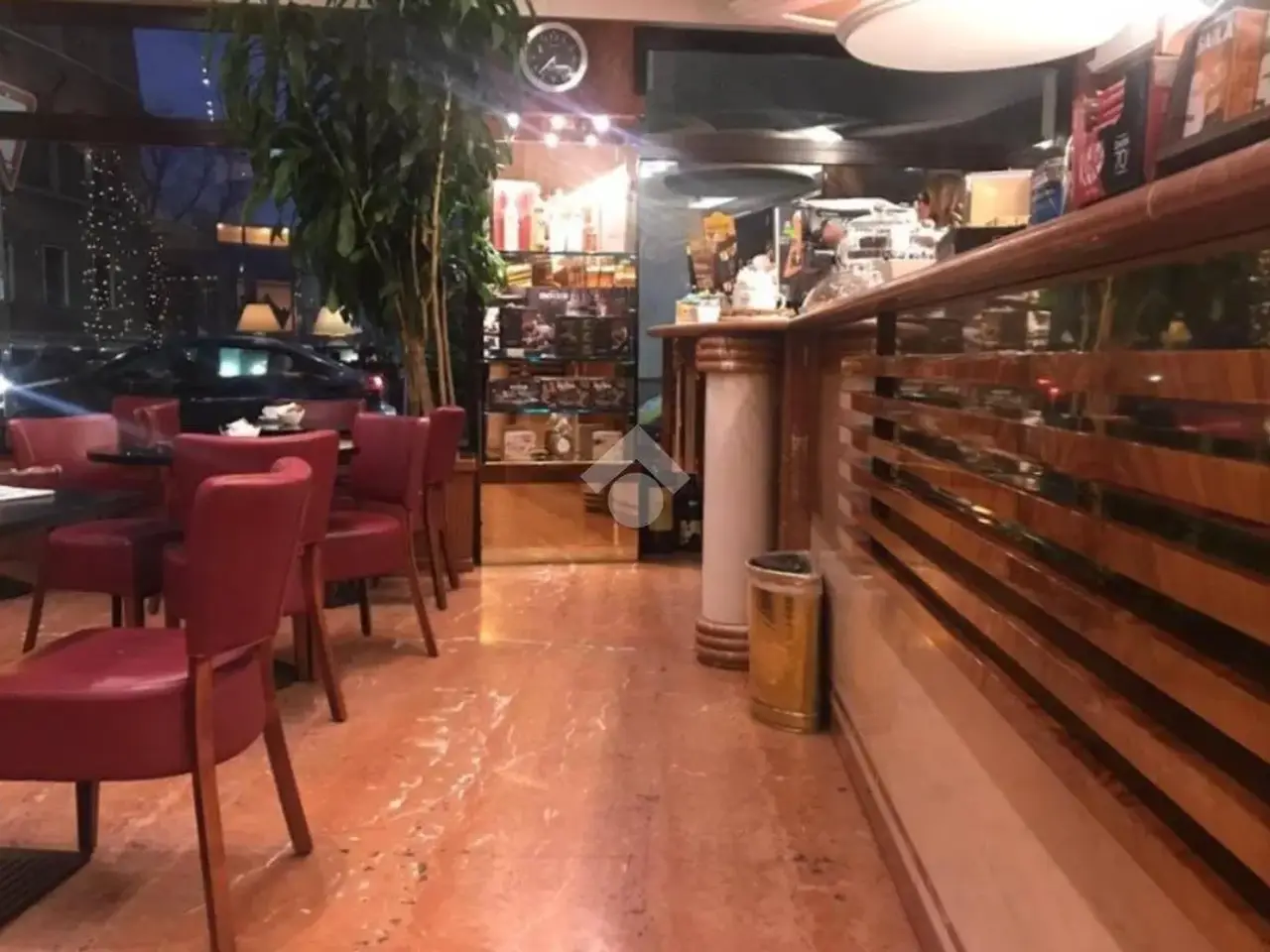 Negozio in Via del Risorgimento 9, Padova, {3} - Foto 2