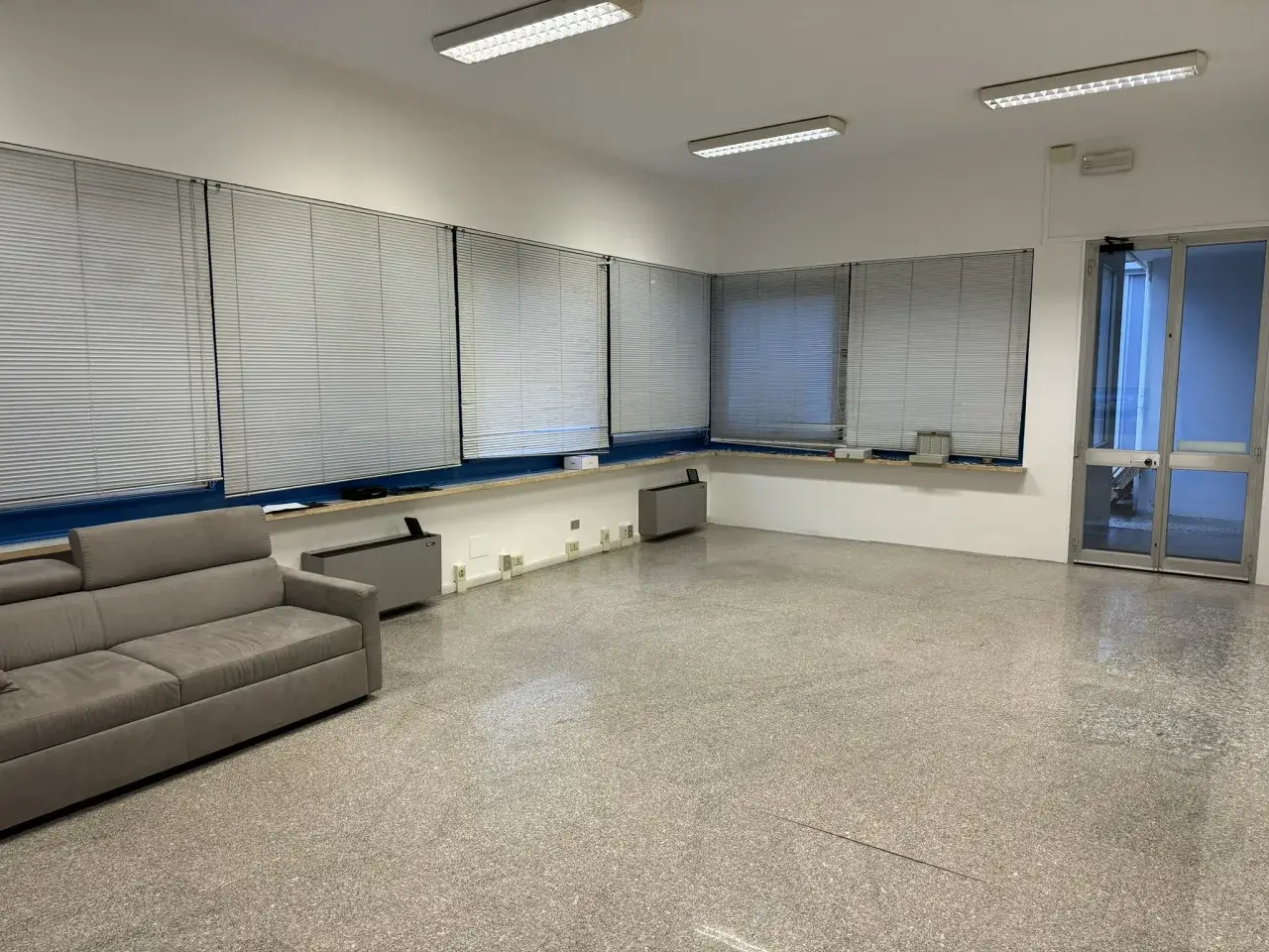 Ufficio in Via Caldevigo, Este, {3} - Foto 1