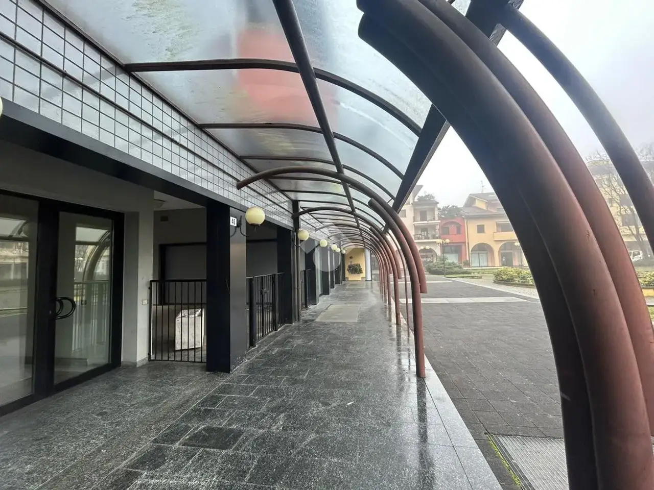 Ufficio in Piazza Giorgio La Pira 48, Lissone, {3} - Foto 2