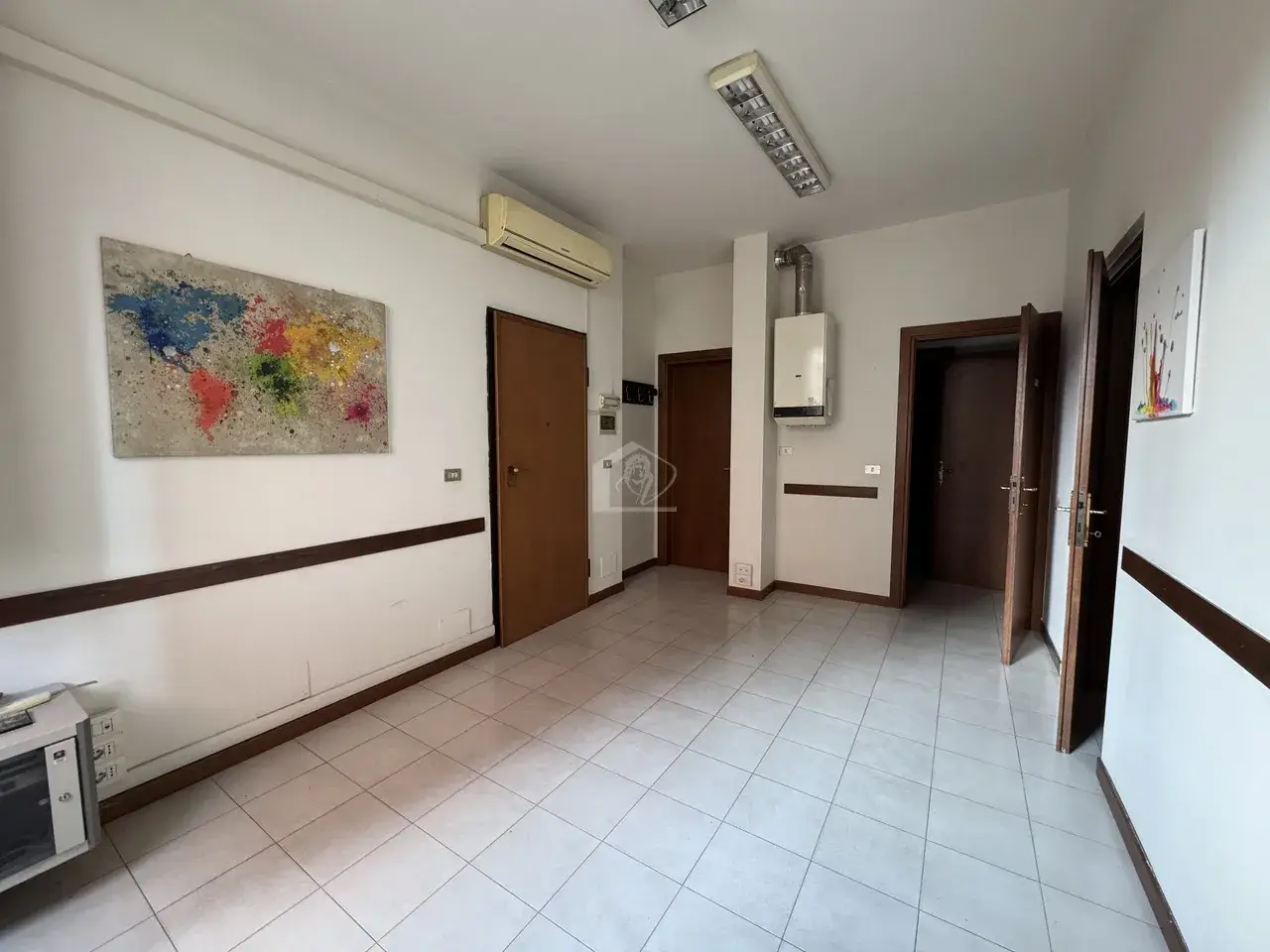 Ufficio in , Suzzara, {3} - Foto 1