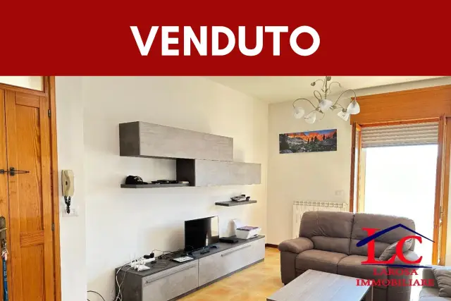 Appartamento in Via V. Monti 56, Melendugno - Foto 1