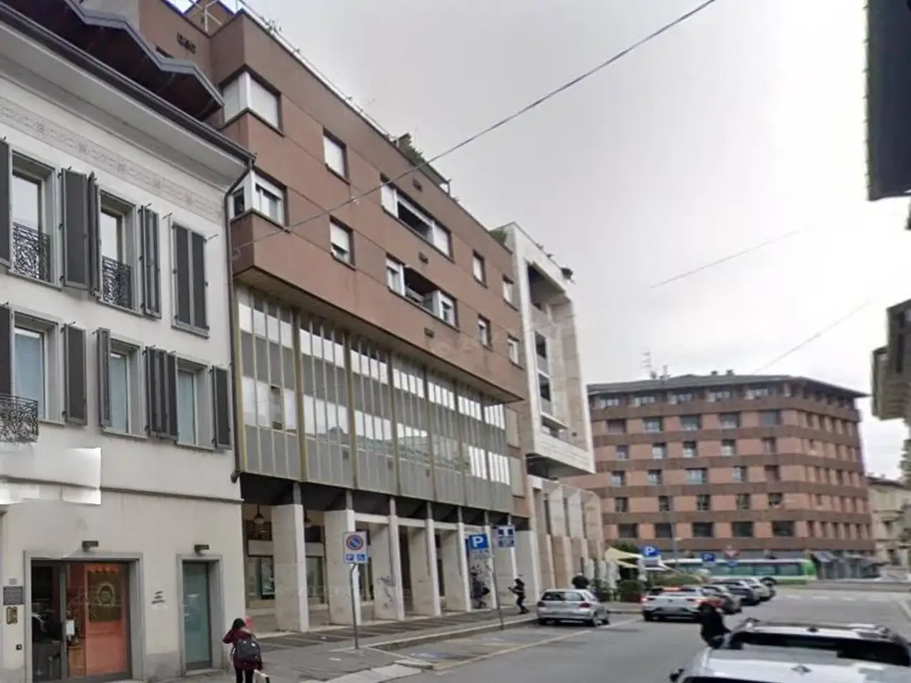 Ufficio in Via Cavour 15, Gallarate, {3} - Foto 1