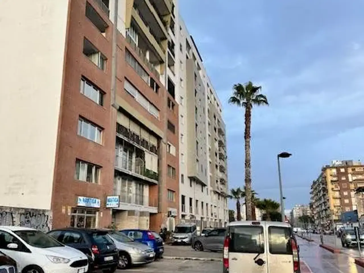 Negozio in Corso della Carboneria, Bari, {3} - Foto 2
