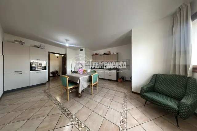 insertion image