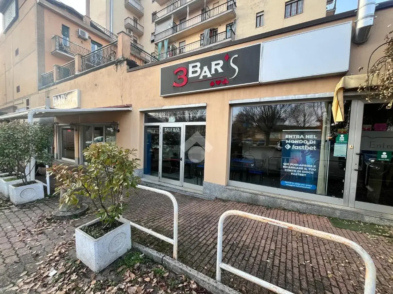 Negozio in Via Edilio Raggio 81, Novi Ligure, {3} - Foto 1
