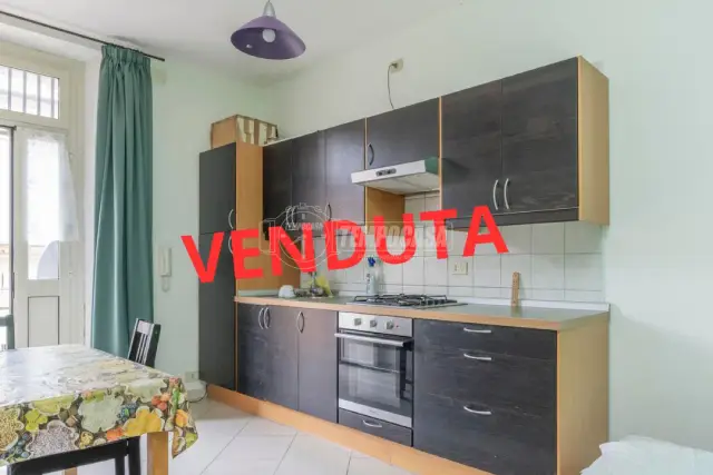 2-room flat in Corso Regina Margherita, Torino - Photo 1