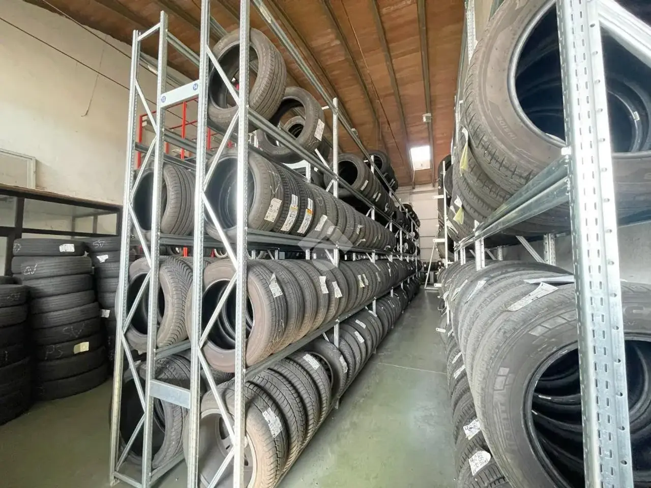 Laboratorio in Strada della Giara 1, Verona, {3} - Foto 2