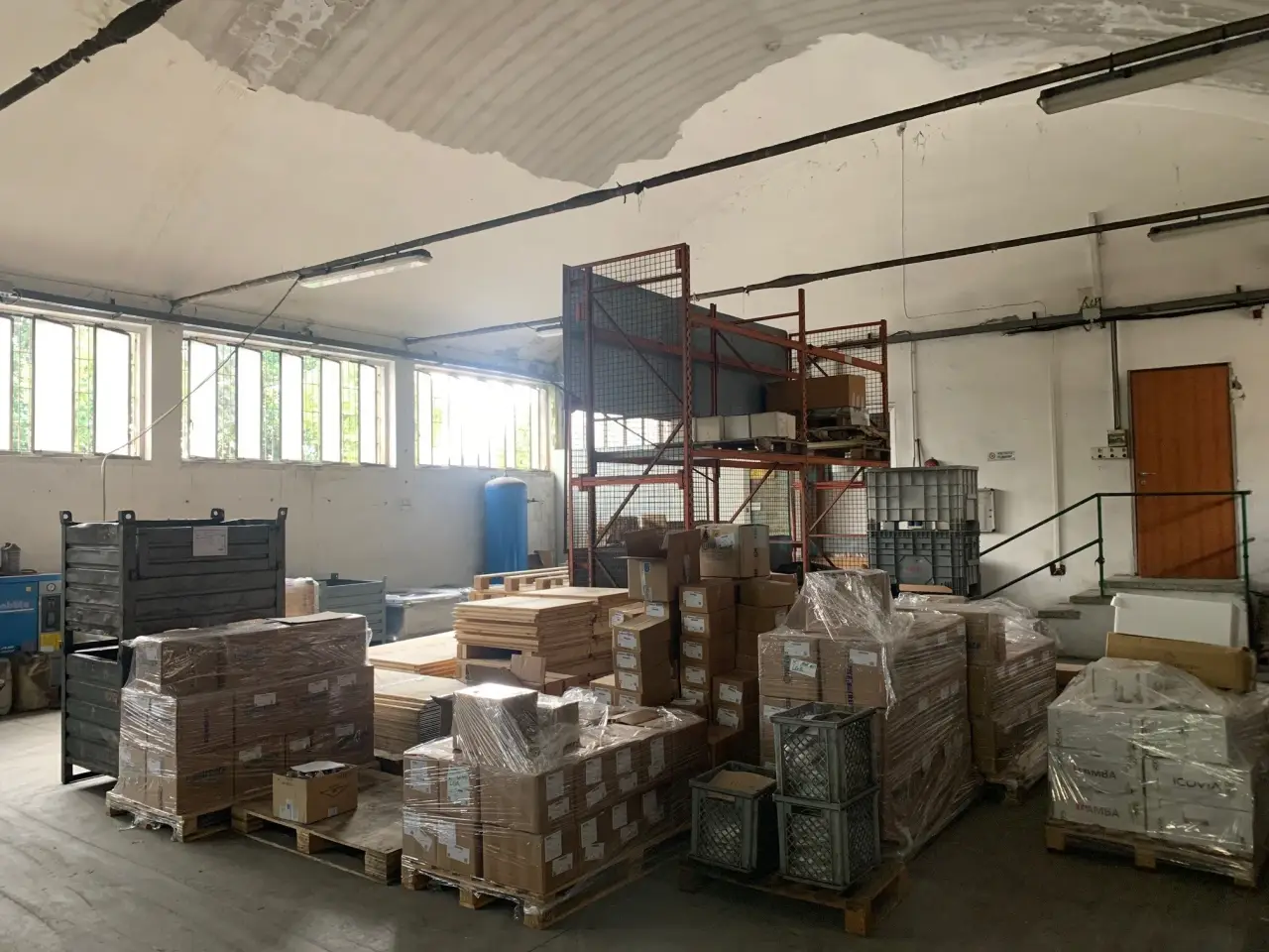 Magazzino in Via Michelangelo Buonarroti 30, Cologno Monzese, {3} - Foto 1