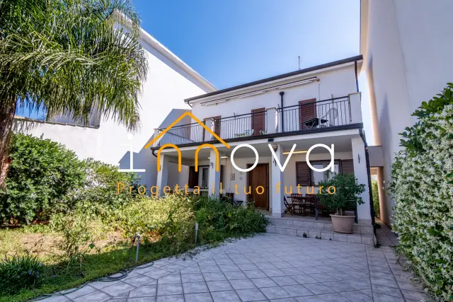 Villa unifamiliare in affitto, Via delle Ginestre 10, Terrasini - Foto 1