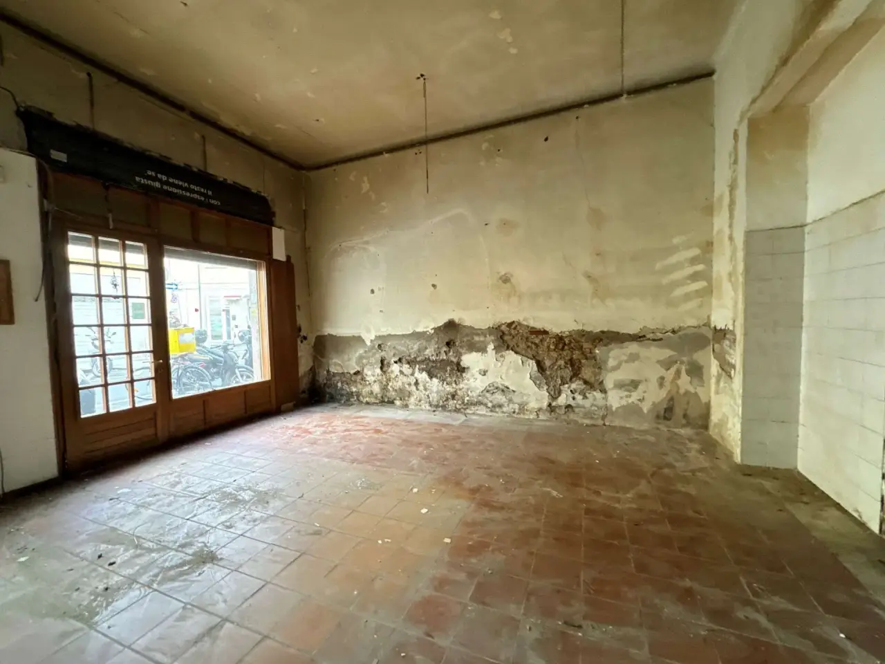 Negozio in Via Giuseppe Verdi 103, Livorno, {3} - Foto 1