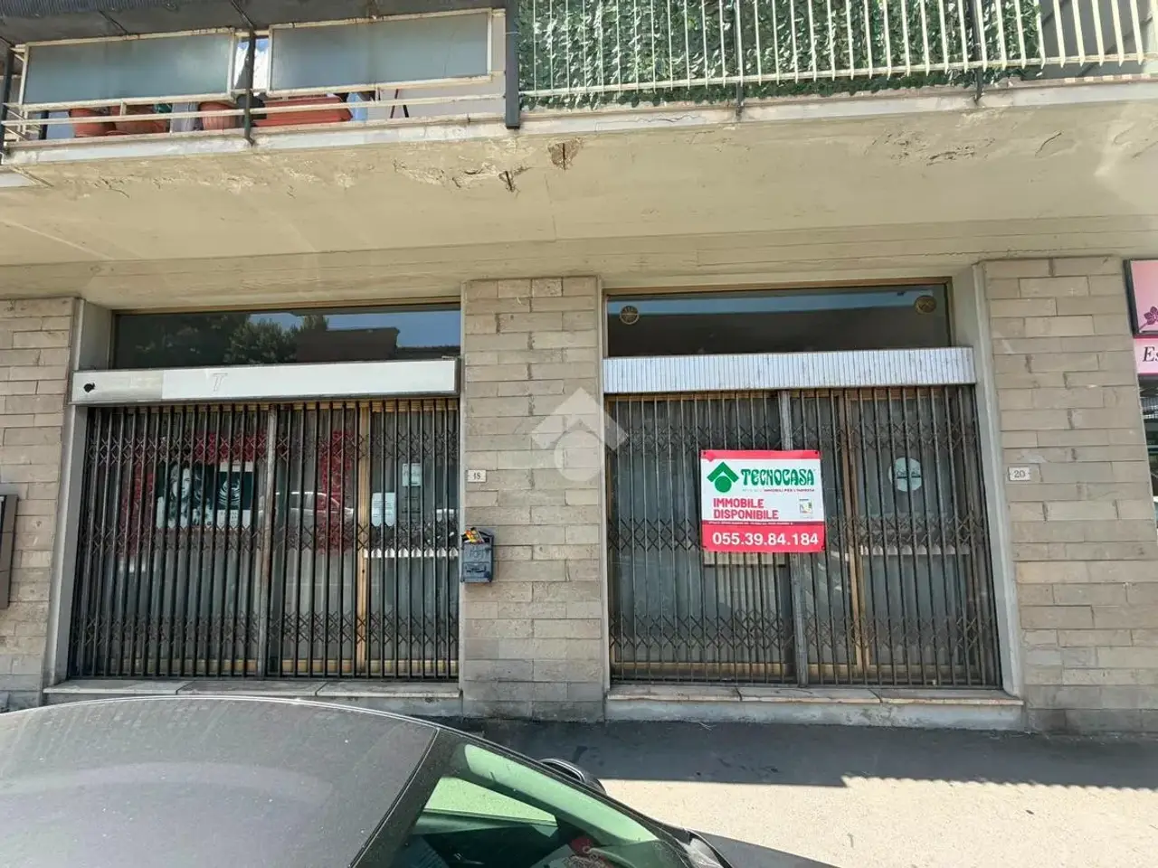 Negozio in Via Giacomo Puccini 18, Montevarchi, {3} - Foto 1