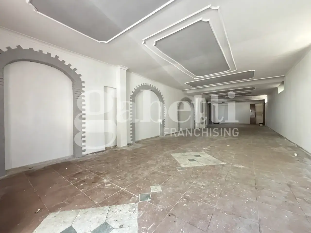 Negozio in Via Papa Giovanni XXIII 29, Melito Di Napoli, {3} - Foto 1