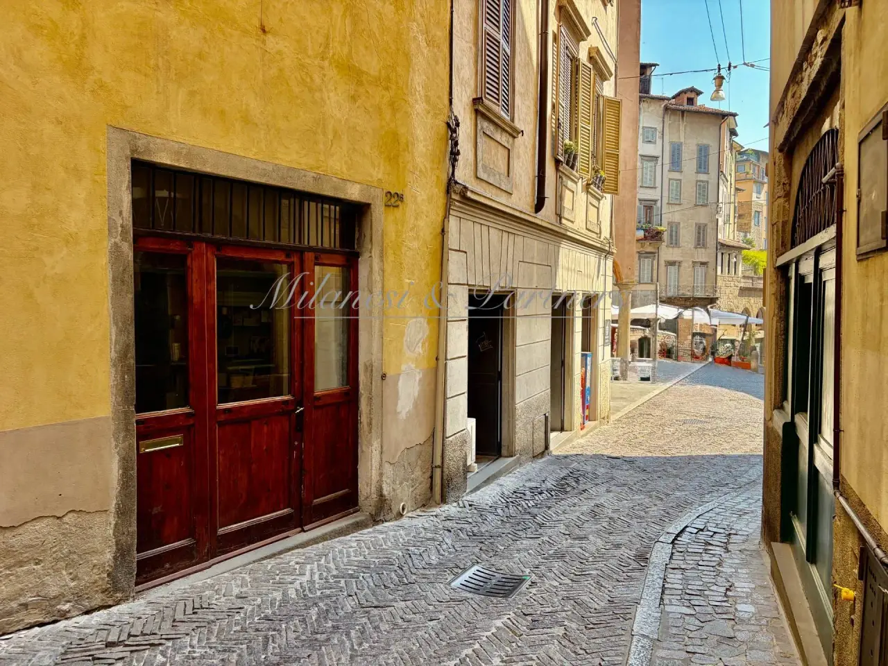 Negozio in Piazza Mercato delle Scarpe, Bergamo, {3} - Foto 1