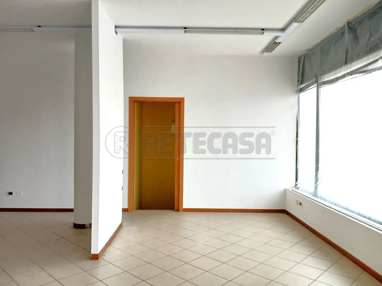 Palazzina commerciale in Via Riviera Berica , Nanto, {3} - Foto 1